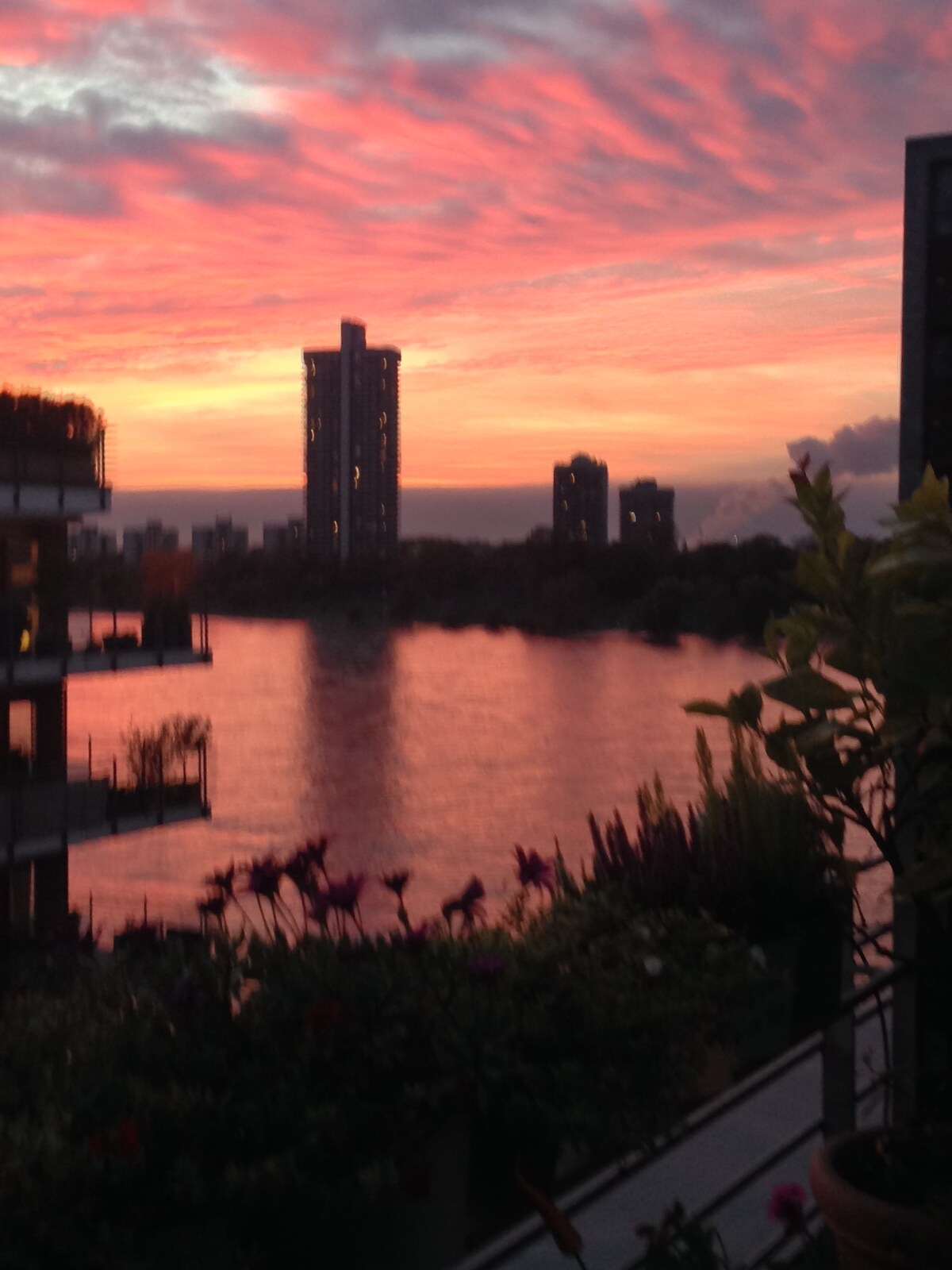 Hochformataufnahme des Balkons