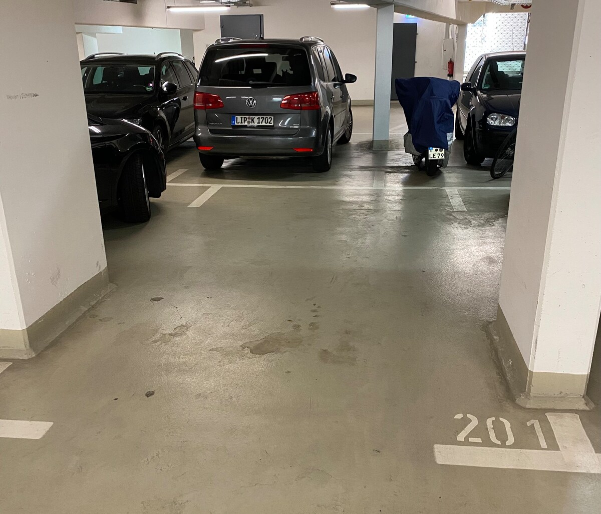 Tiefgaragenstellplatz der Ferienwohnung